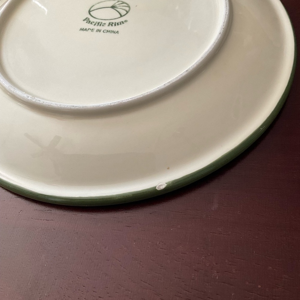 Pacific Rim 8” Cardinal Plate - Picture 5 of 6